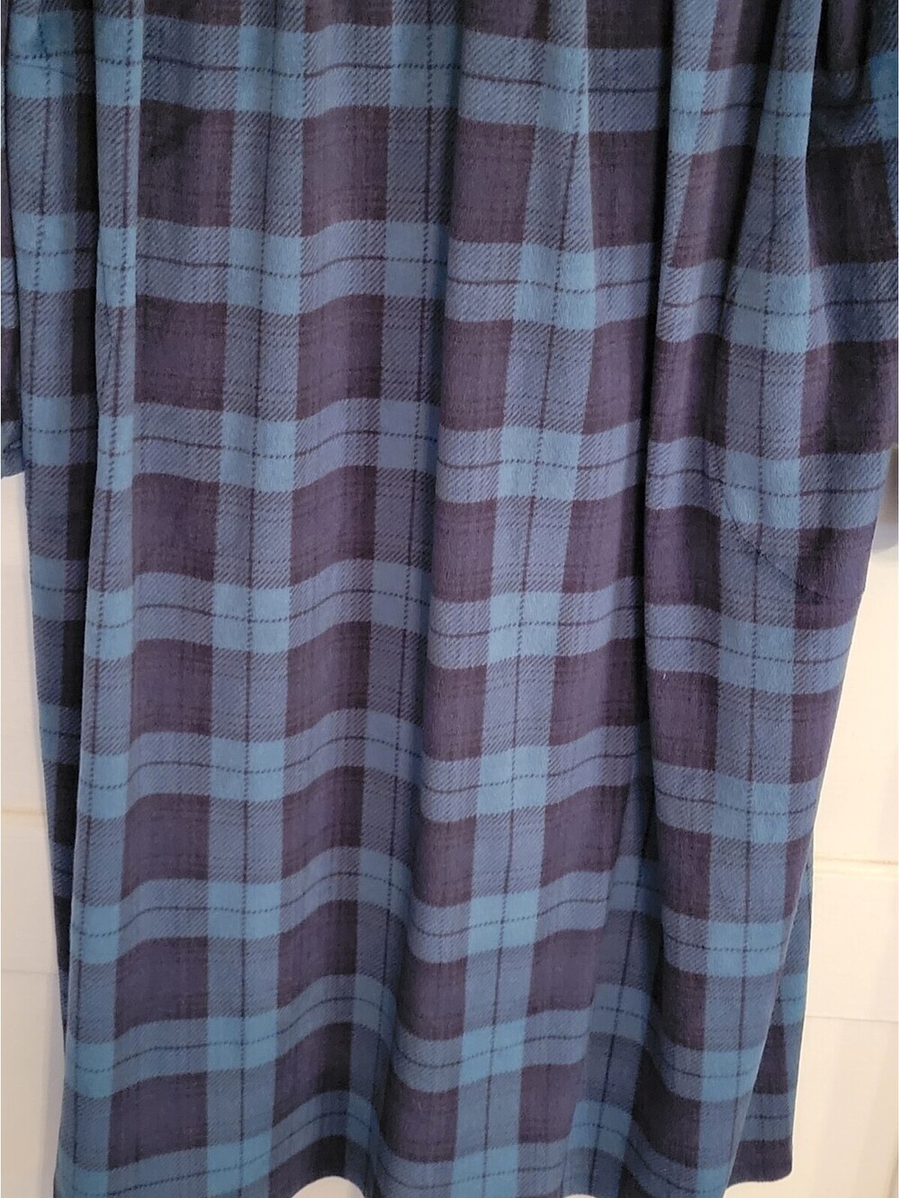 Aria Collections XL   Nightgown Size Med Velour Green/Blue Plaid Lounge Wear - Picture 4 of 9